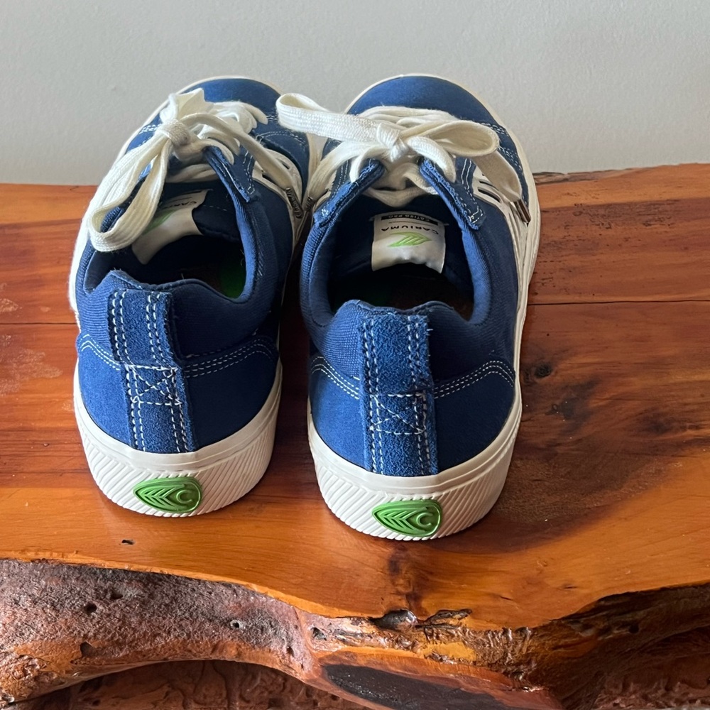 Blue Cariuma sneakers. New without box. - Picture 5 of 5